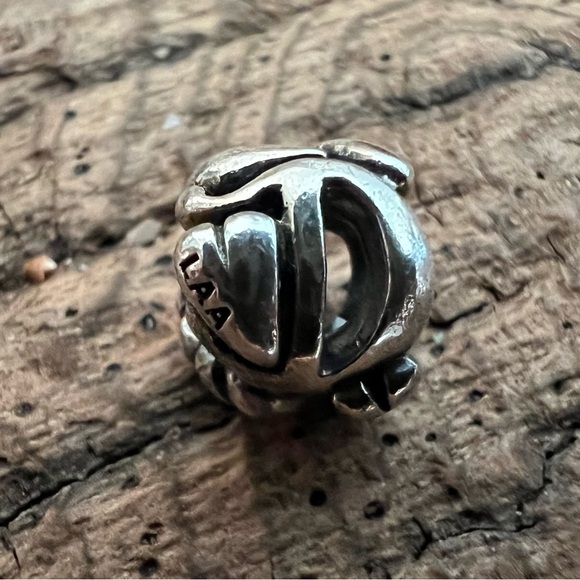 New Authentic Trollbeads Sterling Silver Bead- Letter D Alphabet Charm - Picture 7 of 7